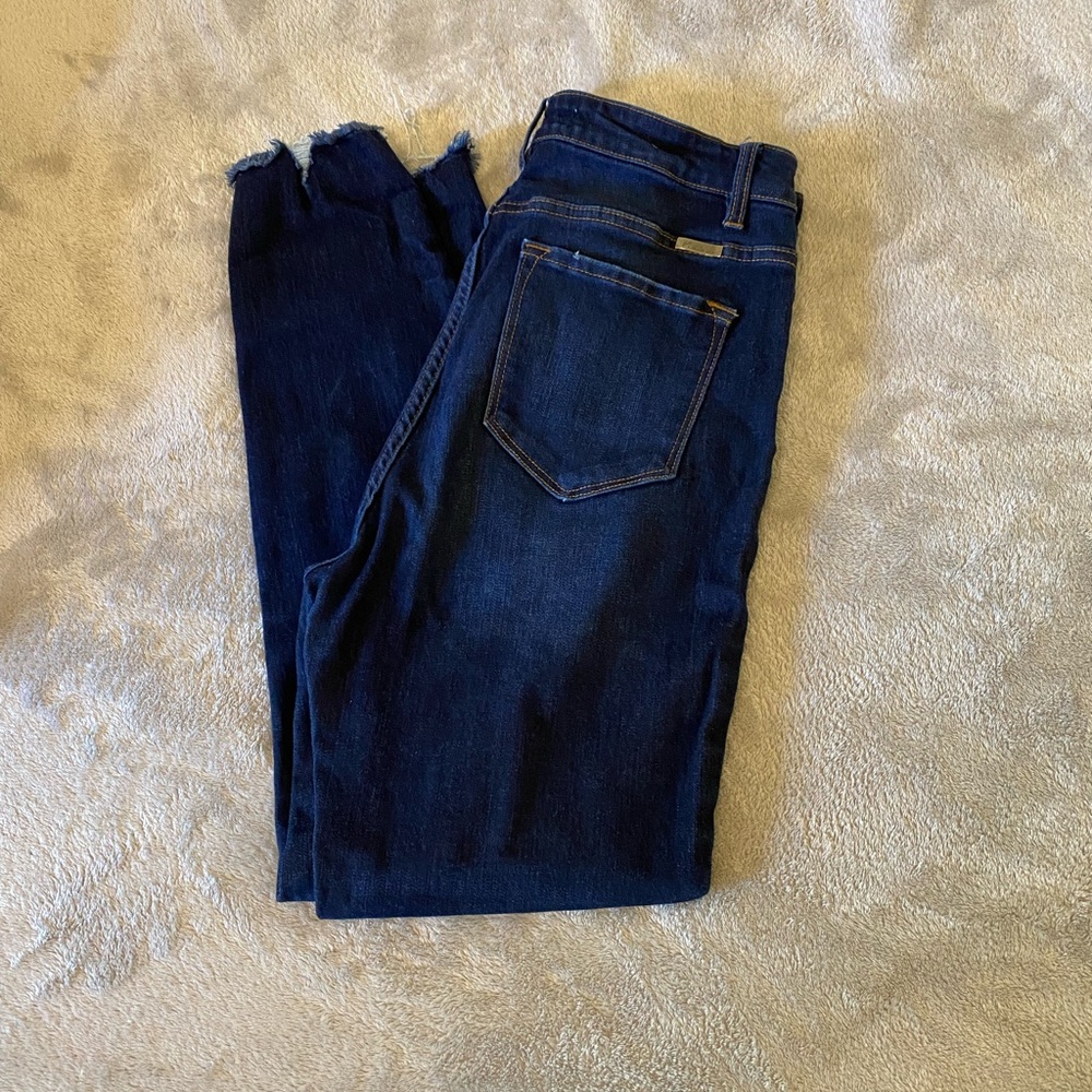 KanCan dark wash button fly capris